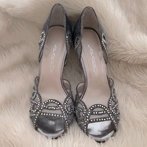 🆕 Caparros | Open Toe Silver Glamorous Heel